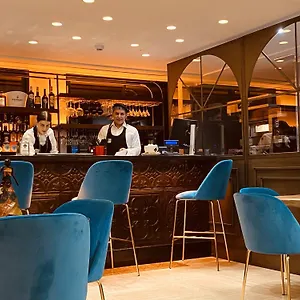 Hotel Just, Saronno
